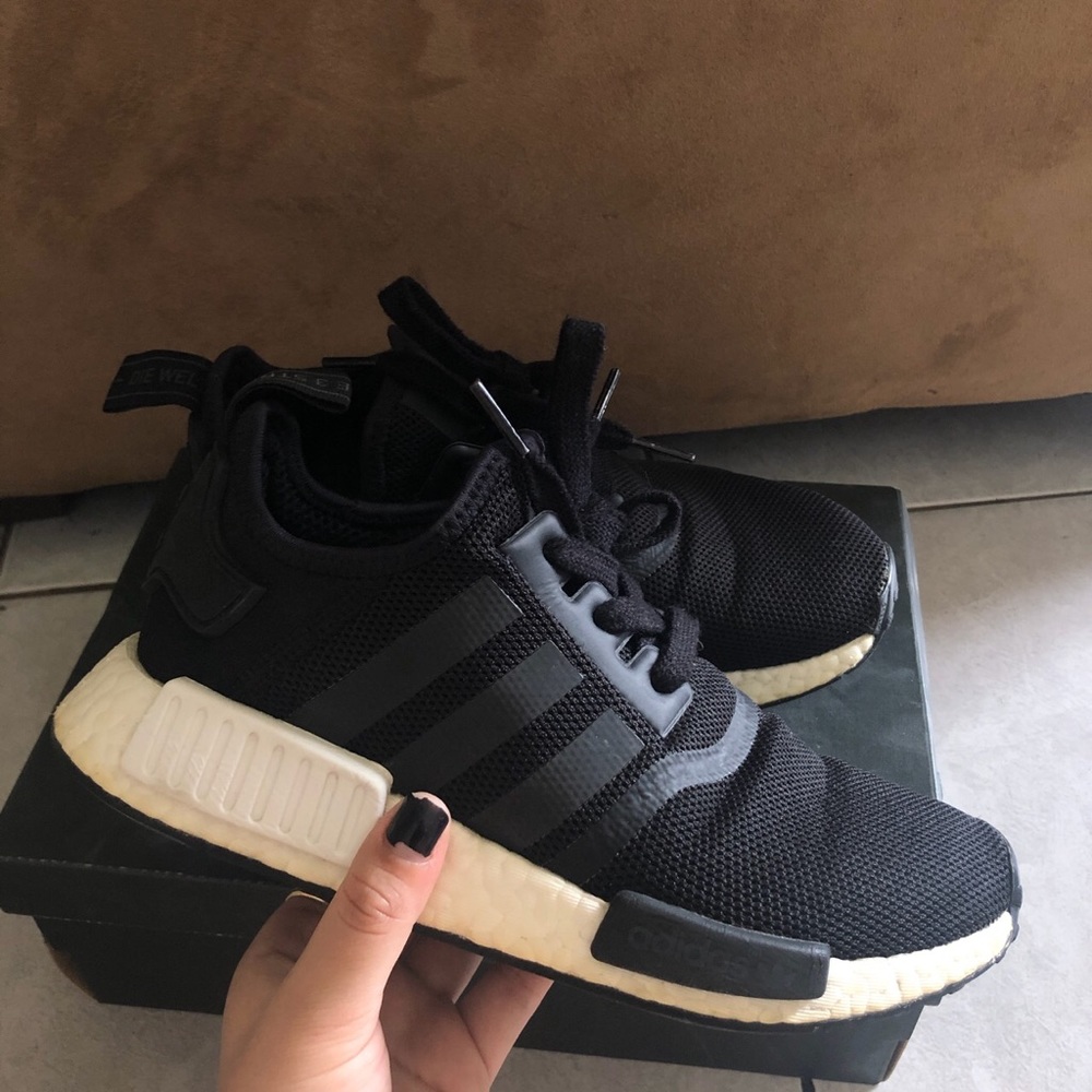 Black Adidas NMD